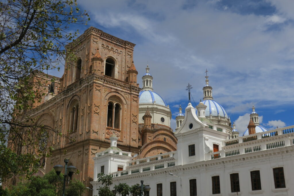 main cities of ecuador